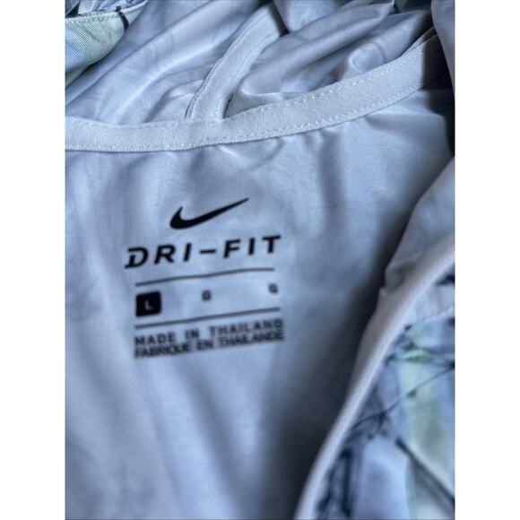 Women’s Nike jacket size large printed - Picture 3 of 8